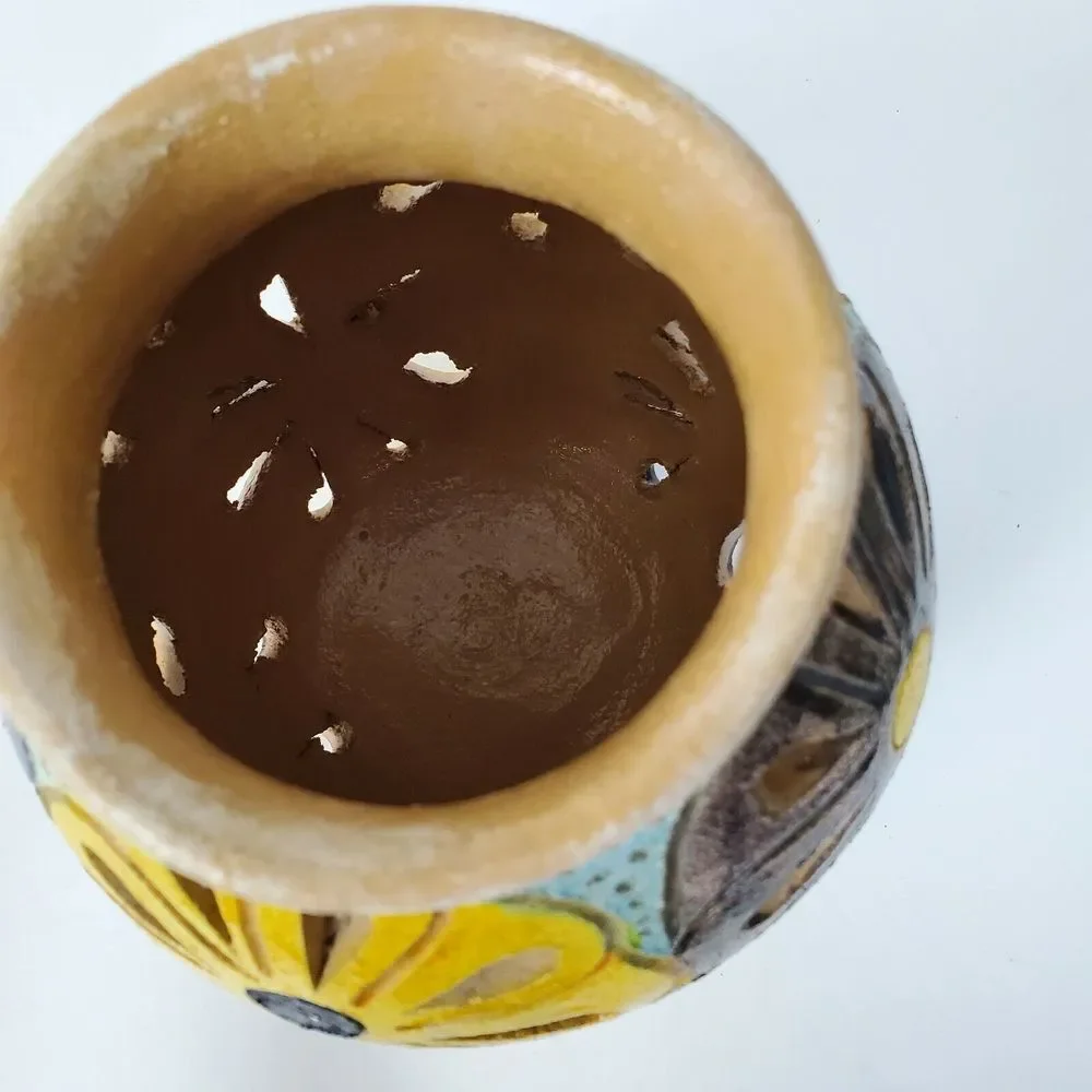 Hand Painted Art Pottery Vase Yellow Cut Out Floral Design‎ 6